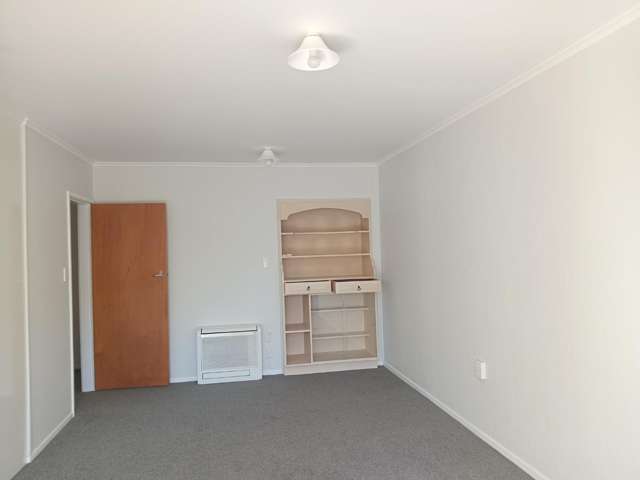 2/8 Norwich Street Stoke_3