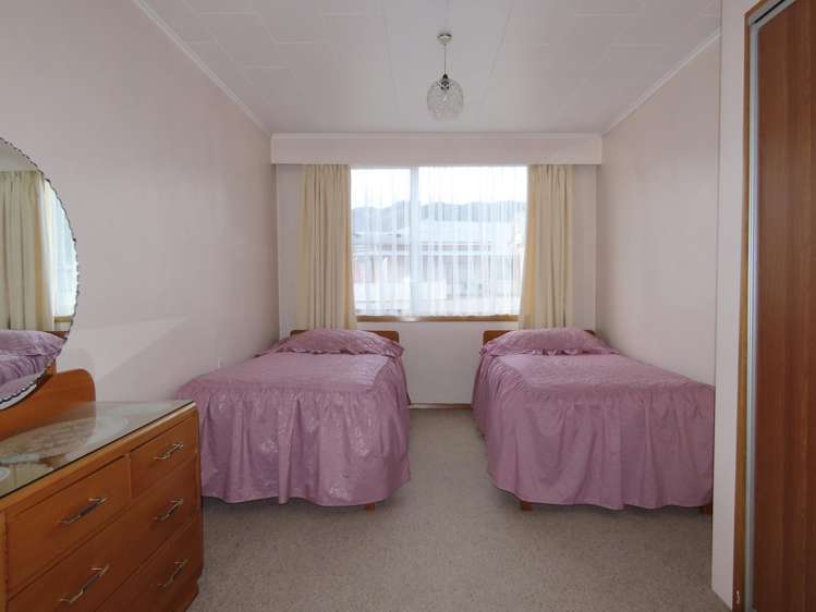 97 Broadway Reefton_7