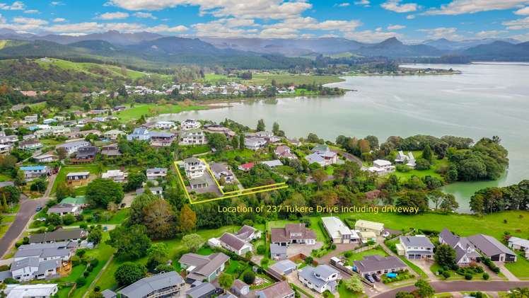 237 Tukere Drive Whangamata_29