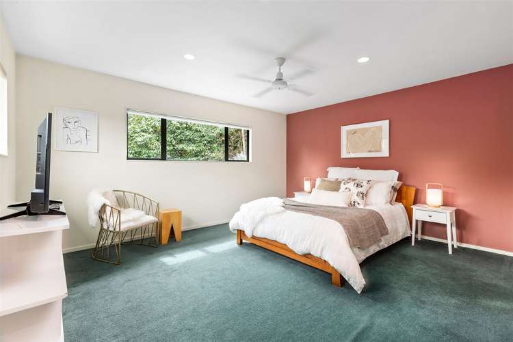 2/25 Howard Road Northcote_11