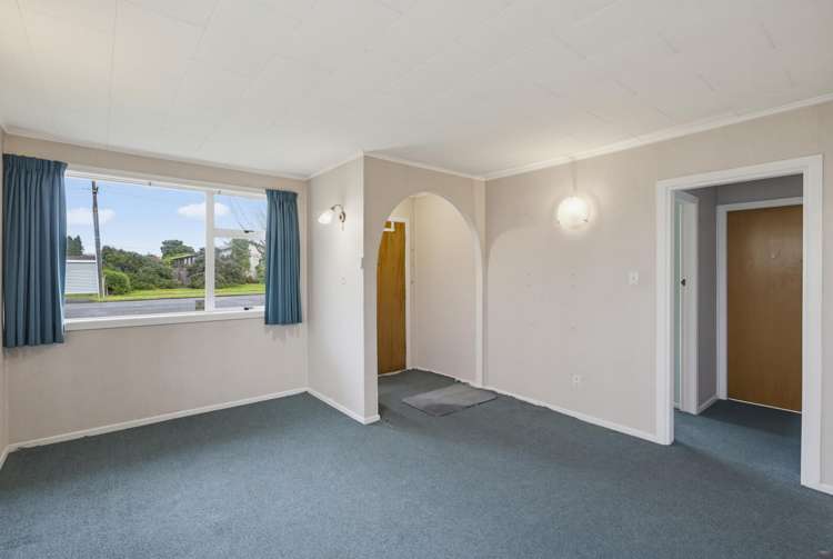 5 Parker Avenue Levin_3