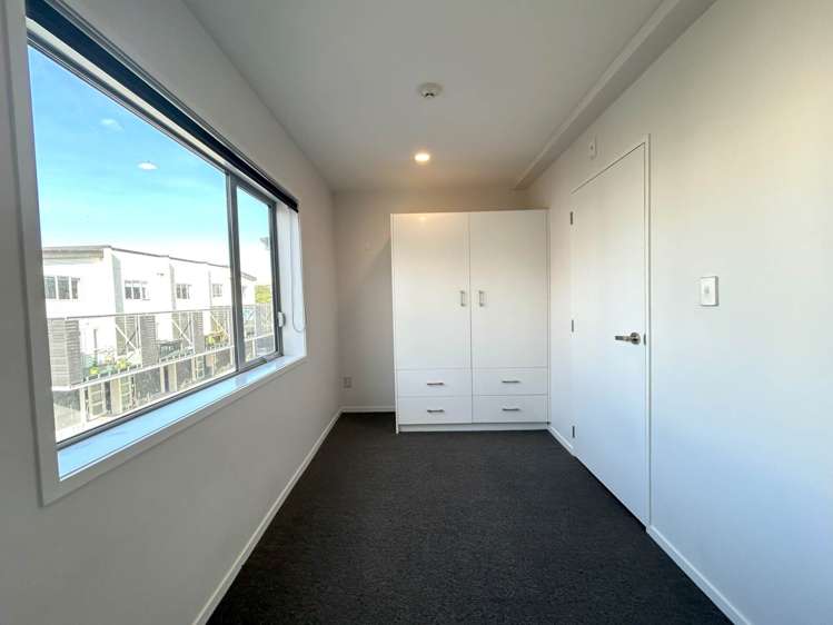 60 Niu Lane Te Atatu South_7