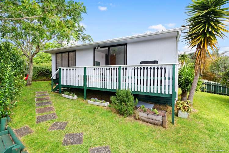 29 Abbotleigh Avenue Te Atatu Peninsula_8