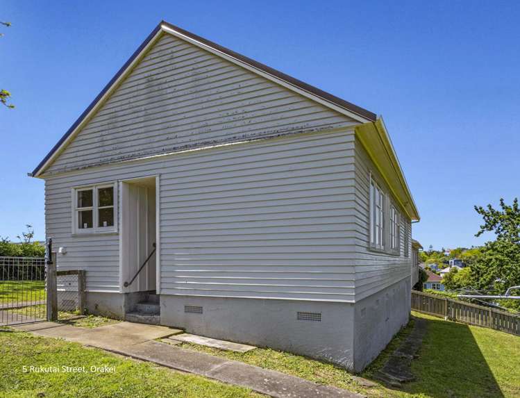 3, 5, 7, 9 and 11 Rukutai Street and 12 Godden Crescent Orakei_10