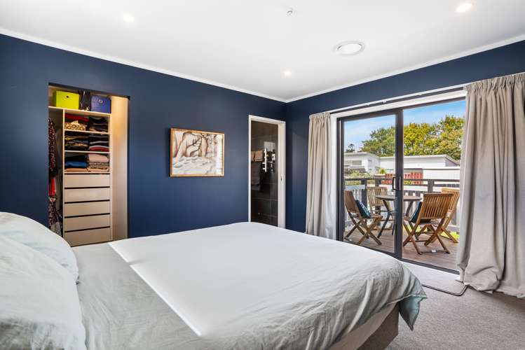 1/63 Lancaster Road Beach Haven_7