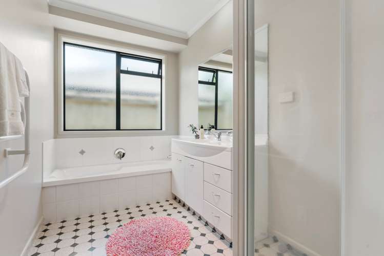 705 Gloucester Road Papamoa_11