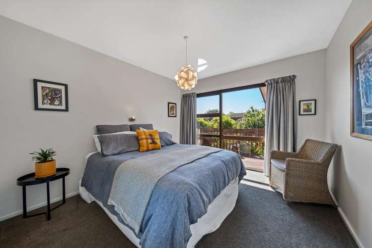 22C Yellowstone Crescent Burwood_17