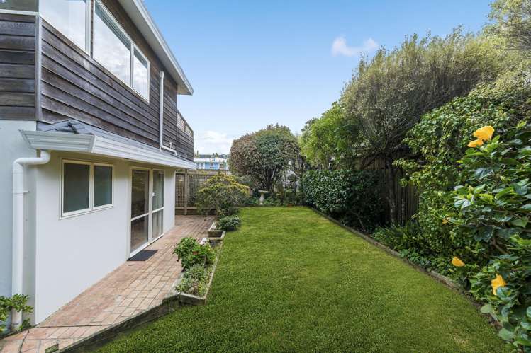 1/210a East Coast Road Forrest Hill_15