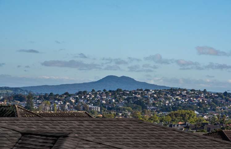 8 Verley Rise East Tamaki Heights_40