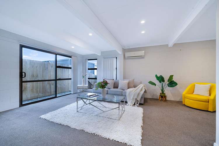 102 Tirimoana Road Te Atatu South_5