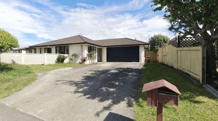 10 Parkside Drive_0