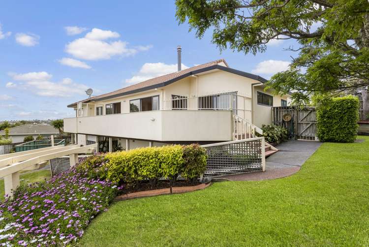 17 Charlotte Street Stanmore Bay_26