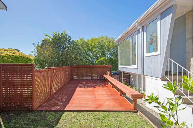 1/143 Gossamer Drive Pakuranga Heights_1