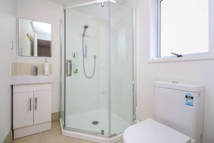 3147a Great North Road New Lynn_5