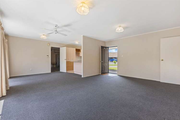2/19 Ingram Street Papakura_6