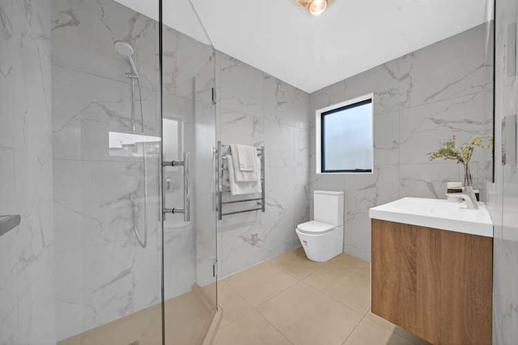22A Buscomb Avenue Henderson_21