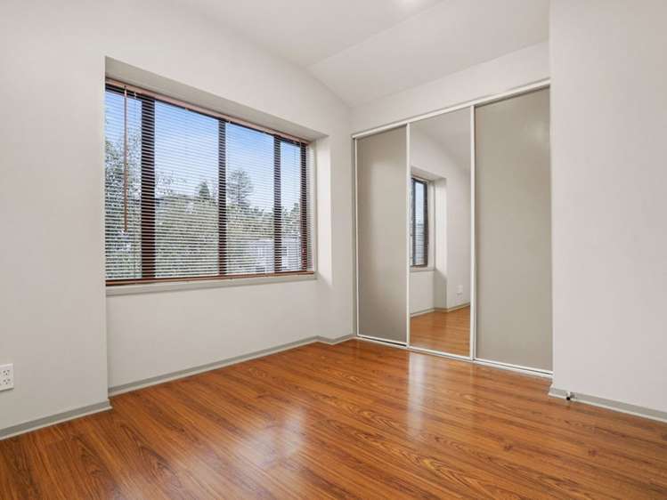 8 Dovedale Place Parnell_8