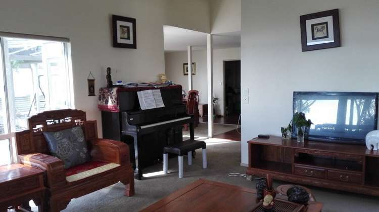 64 Spinnaker Drive Te Atatu Peninsula_12