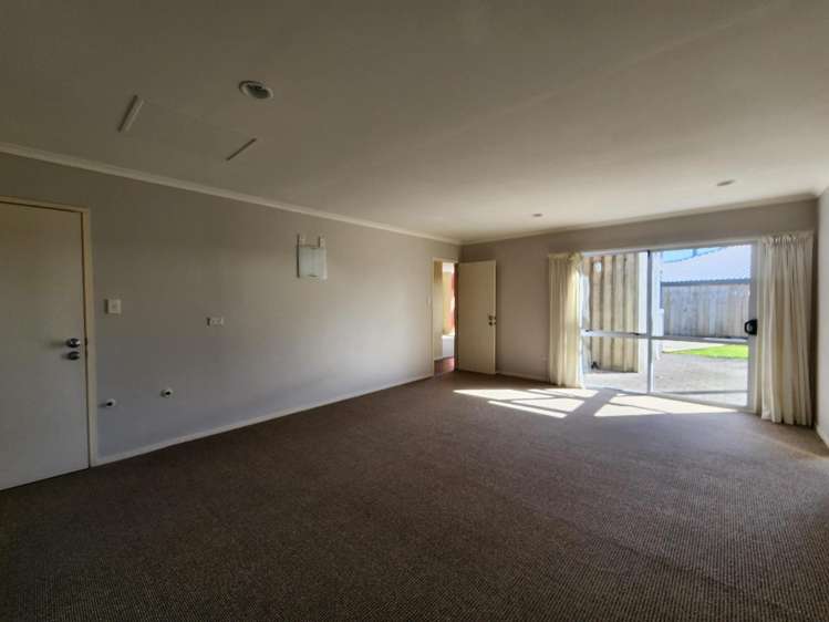 20 The Outlook Oakura_15