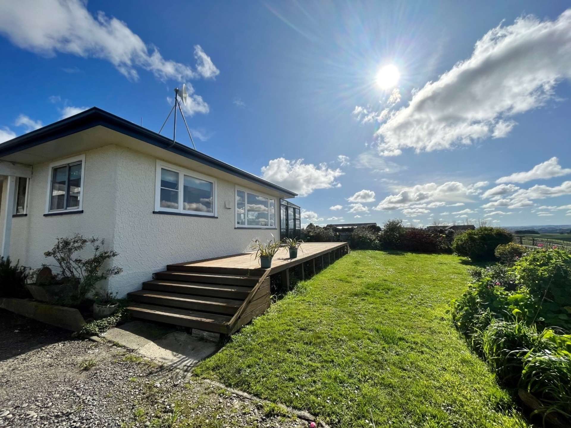 208 Mt Road 10643 Manawatu Houses for Rent One