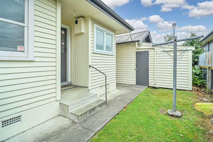 305 King Street South Hastings_15