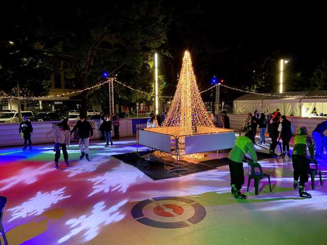 Address withheld Hamilton Surrounds_4