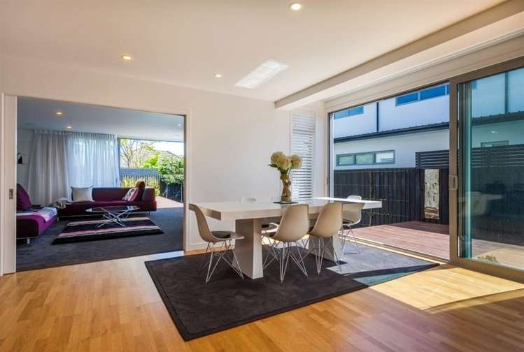 20a Holmwood Road Merivale_24