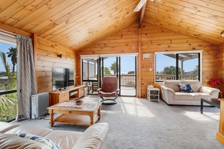 124 Pacific Parade Army Bay_8