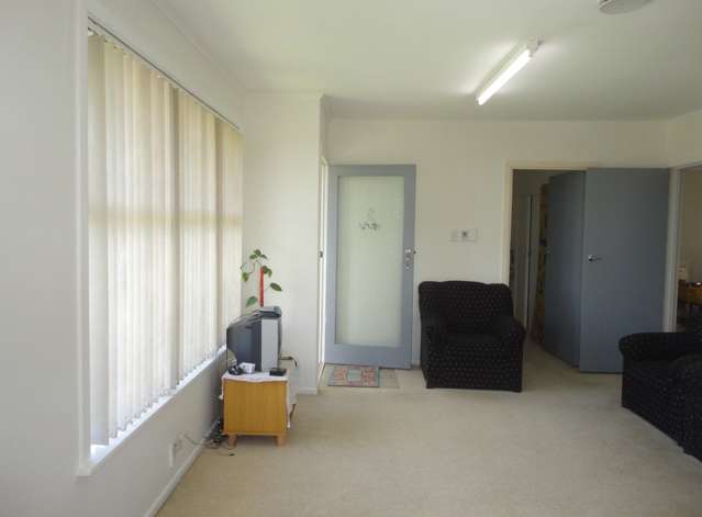 1/9 Laburnum Road New Windsor_3