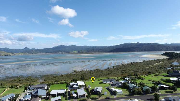 137 Kelly Jade Avenue Matarangi_6