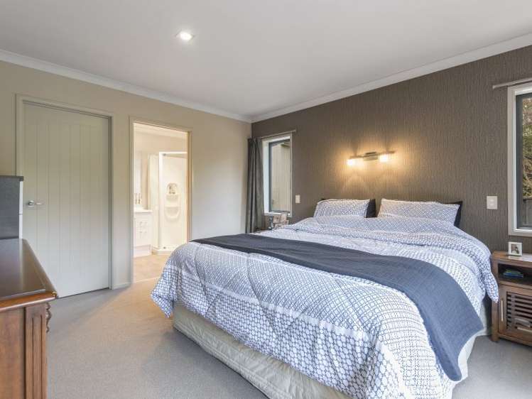 22 Rosella Drive Welcome Bay_9