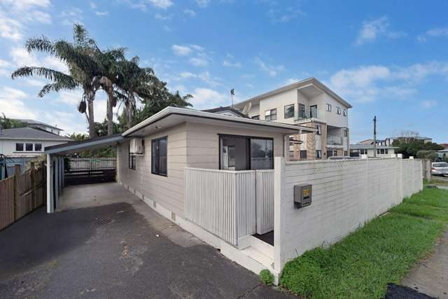 2/18 Gloria Avenue 1801_1