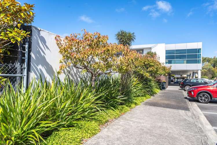 323 Madras Street City Centre_17