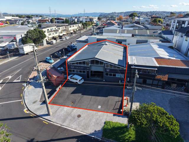 Onehunga industrial corner site
