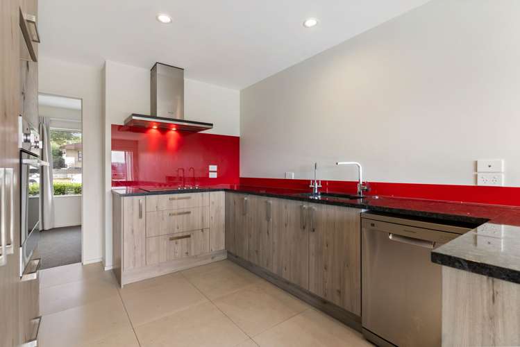 2/23 Wellington Street Papakura_3