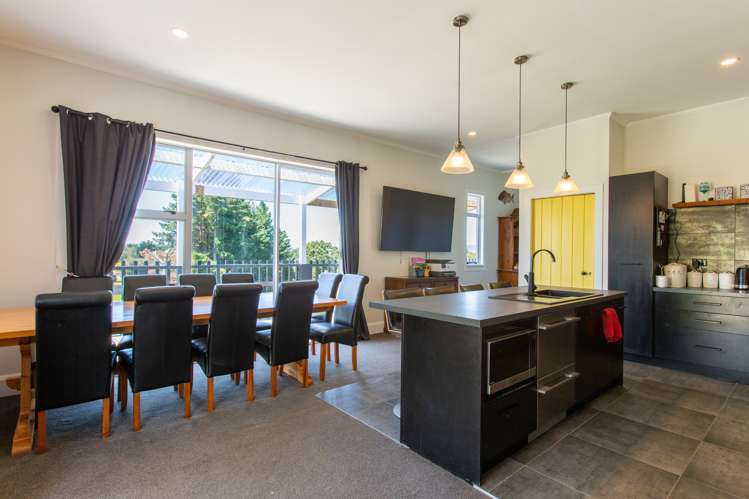 133 Adelaide Road Dannevirke_4