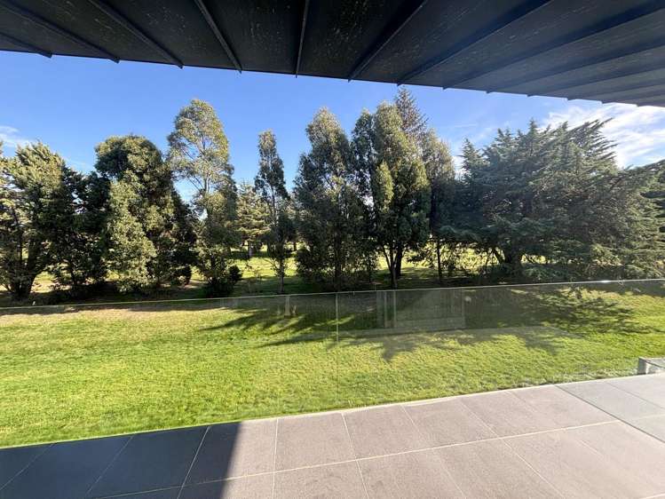 7/9 Sir Gil Simpson Drive Burnside_14