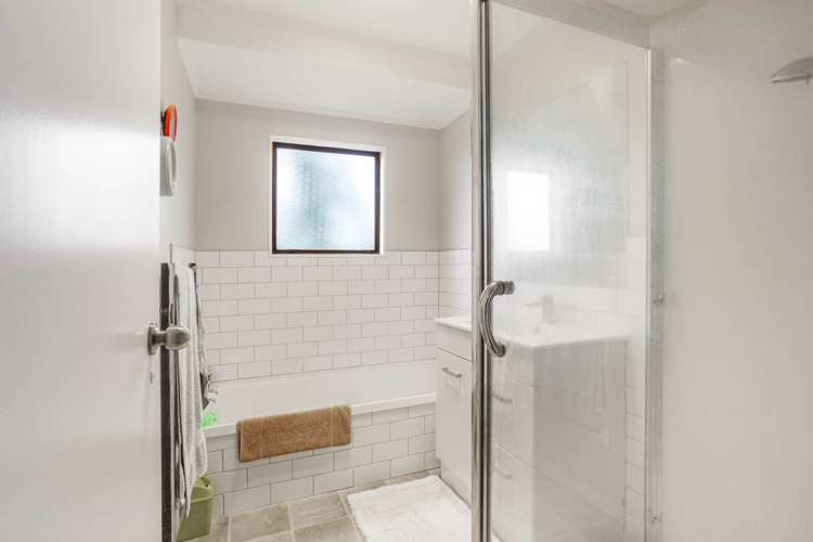 1/47 Thornlow Street Glendene_12