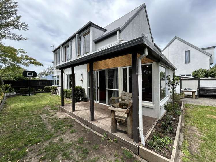 2/144A Yaldhurst Road_0