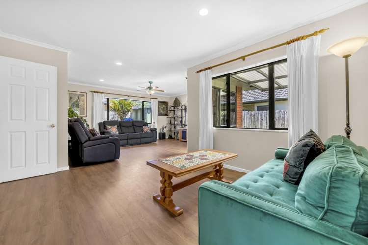 17 Macnean Drive East Tamaki Heights_10