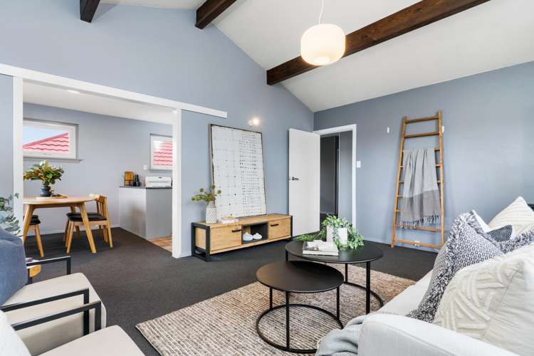 439 Pages Road Aranui_1