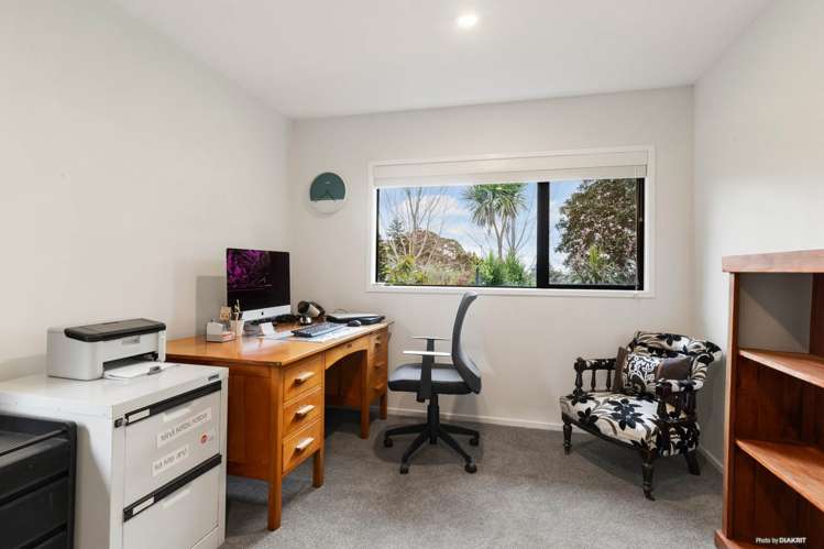 241 Beaver Road Bombay_12