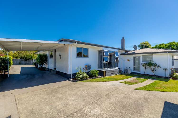 8 Neale Avenue Stoke_17