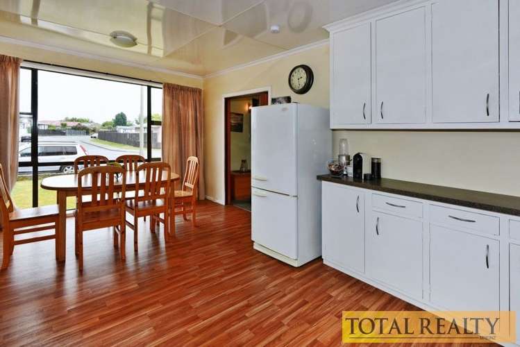 34 Skerten Avenue Hornby_10