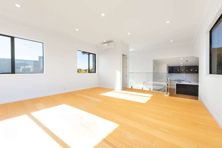 27B Larchwood Avenue_3