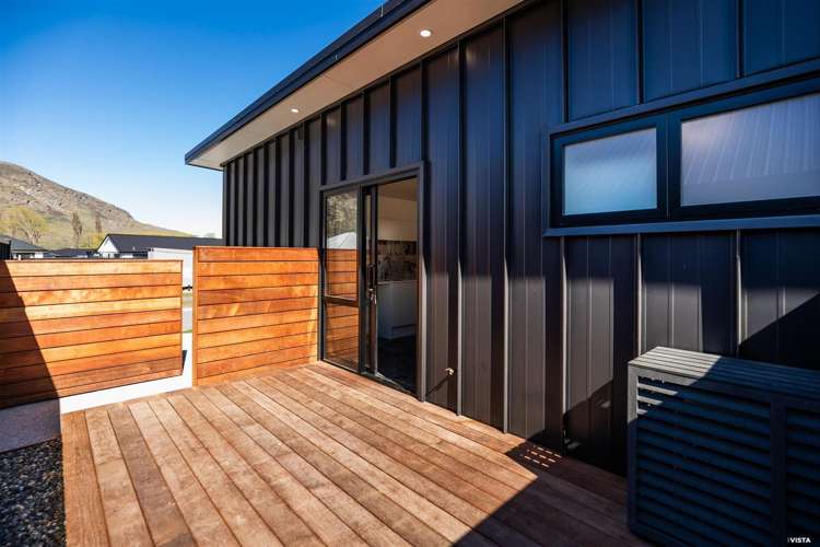 31 Walton Way Lower Shotover_24