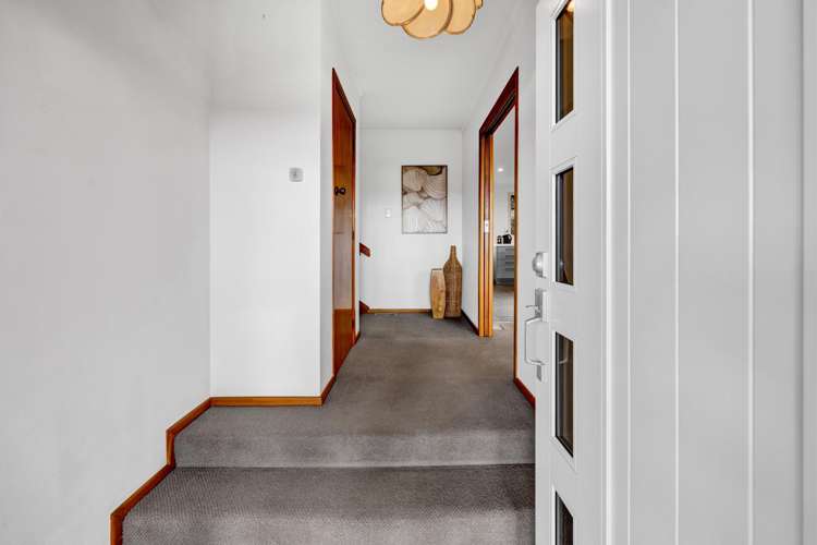 12a Julian Place Westown_11