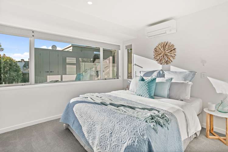 88 Marine Parade Mount Maunganui_24