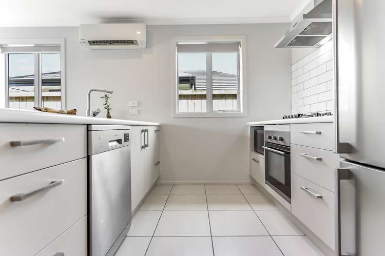 37 Maanihi Drive Rototuna North_9