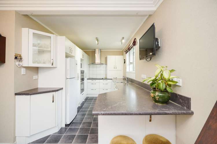 61 Racecourse Road Glengarry_12